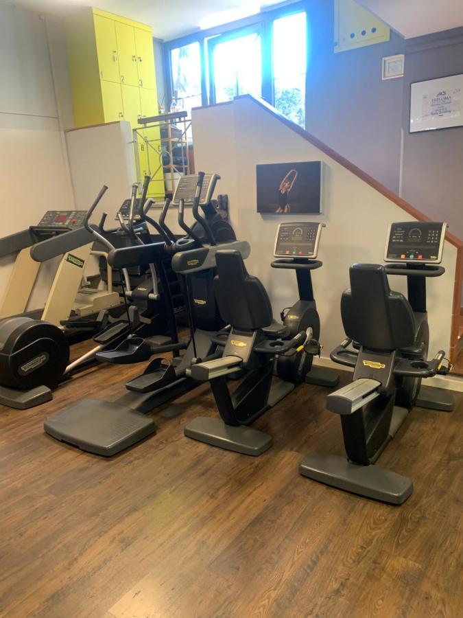 Domi Apartments Wellness Pompeja Zewnętrze zdjęcie