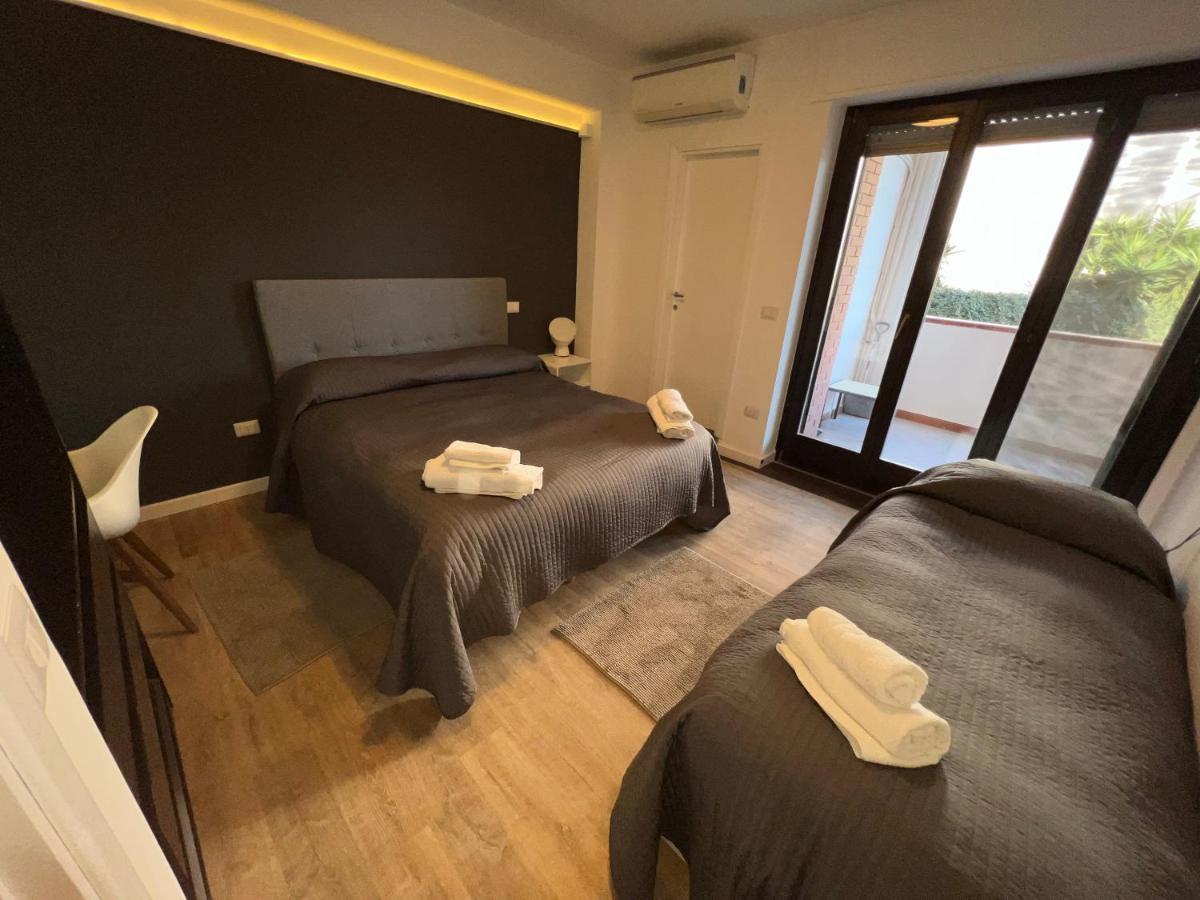 Domi Apartments Wellness Pompeja Zewnętrze zdjęcie