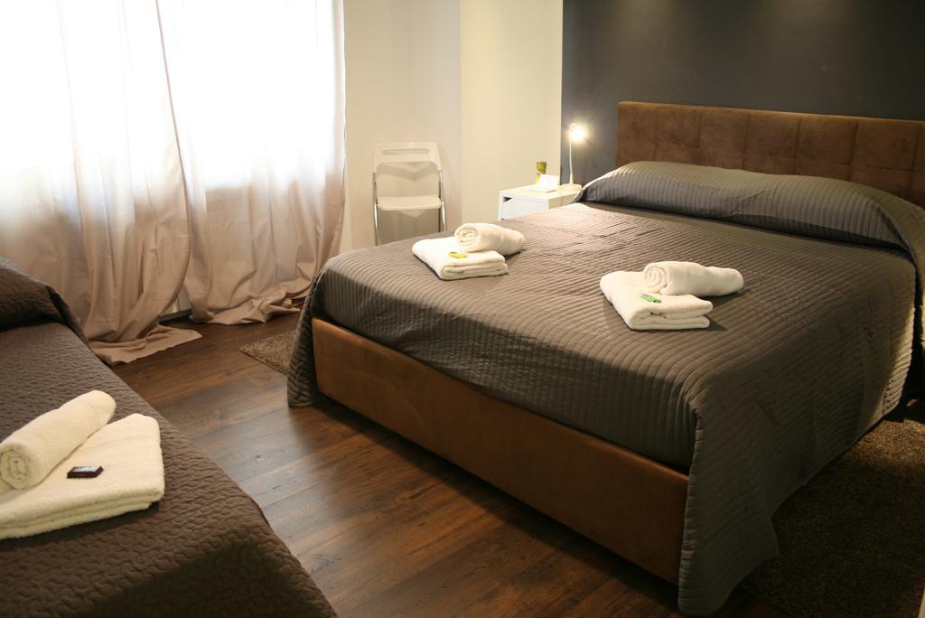 Domi Apartments Wellness Pompeja Pokój zdjęcie