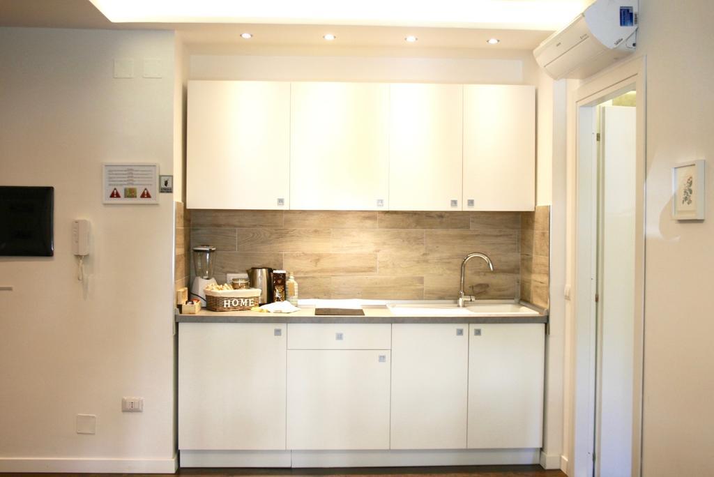Domi Apartments Wellness Pompeja Zewnętrze zdjęcie