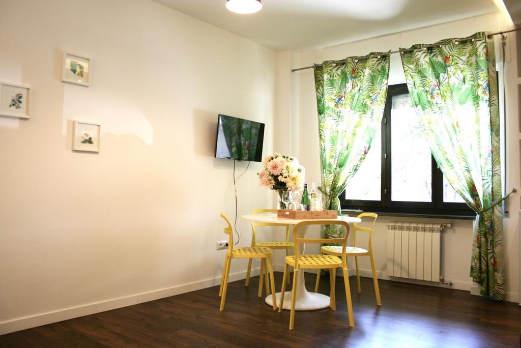 Domi Apartments Wellness Pompeja Zewnętrze zdjęcie